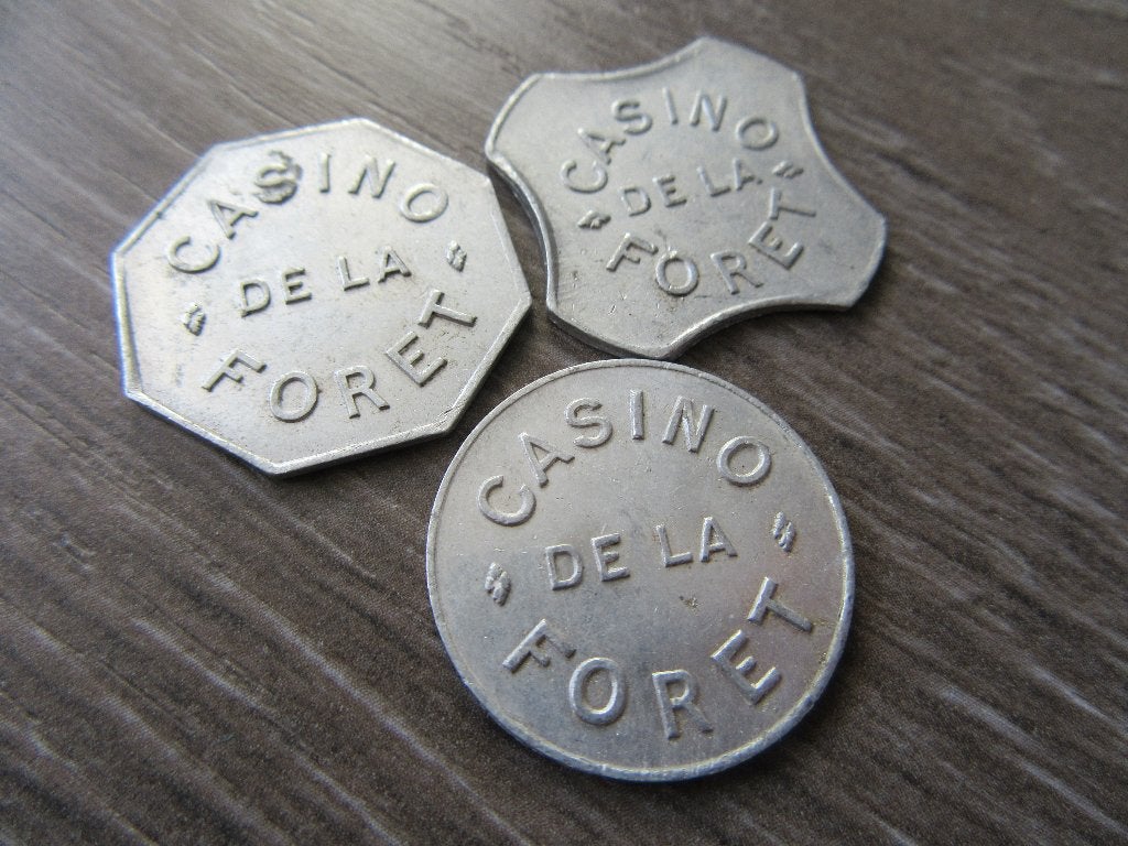 3 Zeldzame Franse Casinojetons Casino de la Forêt Le Touquet, Verzenden, Overige materialen, Buitenland
