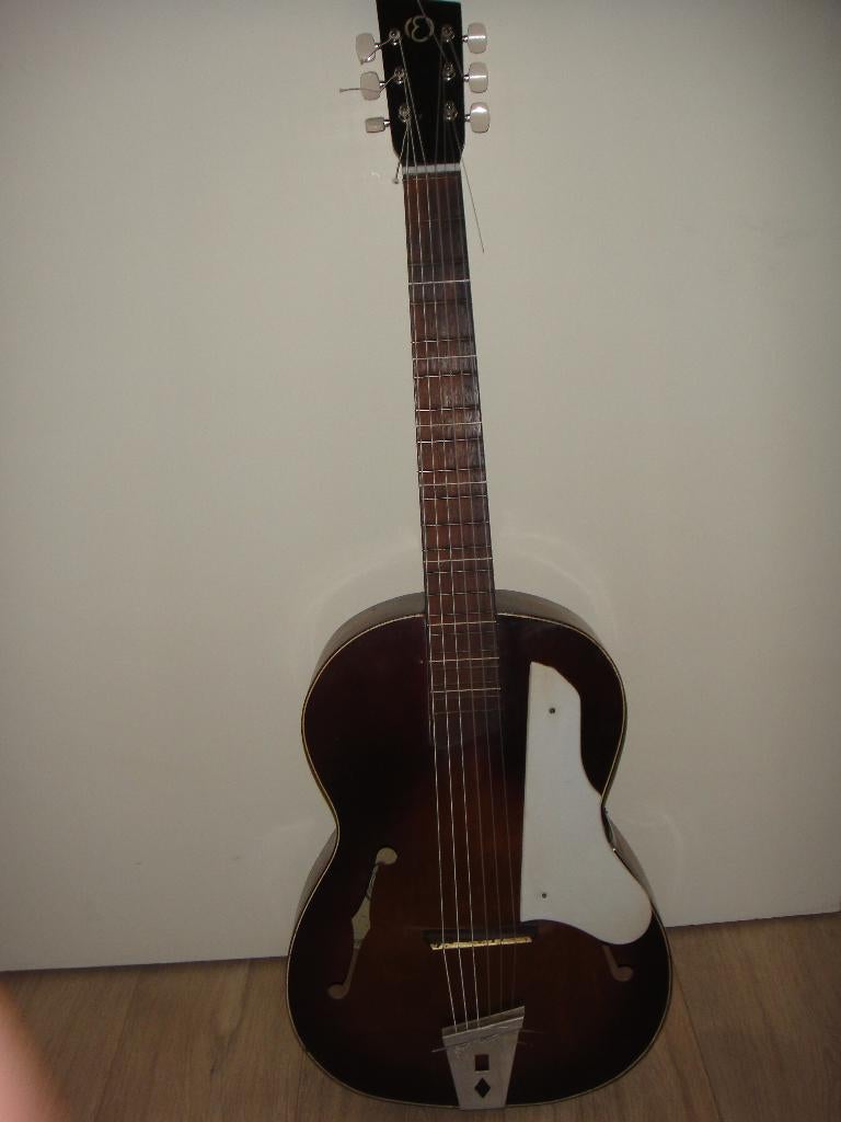 Gitaar Egmond, Muziek en Instrumenten, Snaarinstrumenten | Gitaren | Akoestisch, Ophalen, Gebruikt, Klassieke of Spaanse gitaar