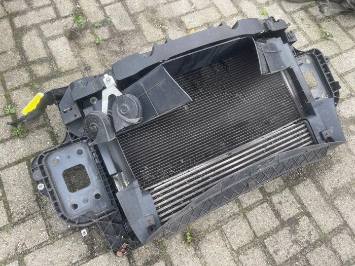 Frontpaneel van een Alfa Romeo Mito, Gebruikt, -, Verzenden, -