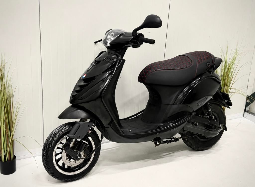 Piaggio zip 172cc stage 2 gereviseerd mooi & kneitersnel, Ophalen of Verzenden, Zo goed als nieuw, Tweetakt, Zip