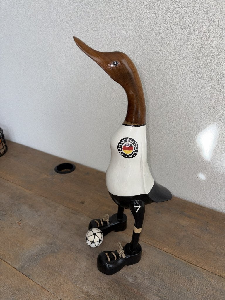 Houten voetbalspeler – handgemaakt en handgeschilderd, Verzenden, Nieuw, Dier
