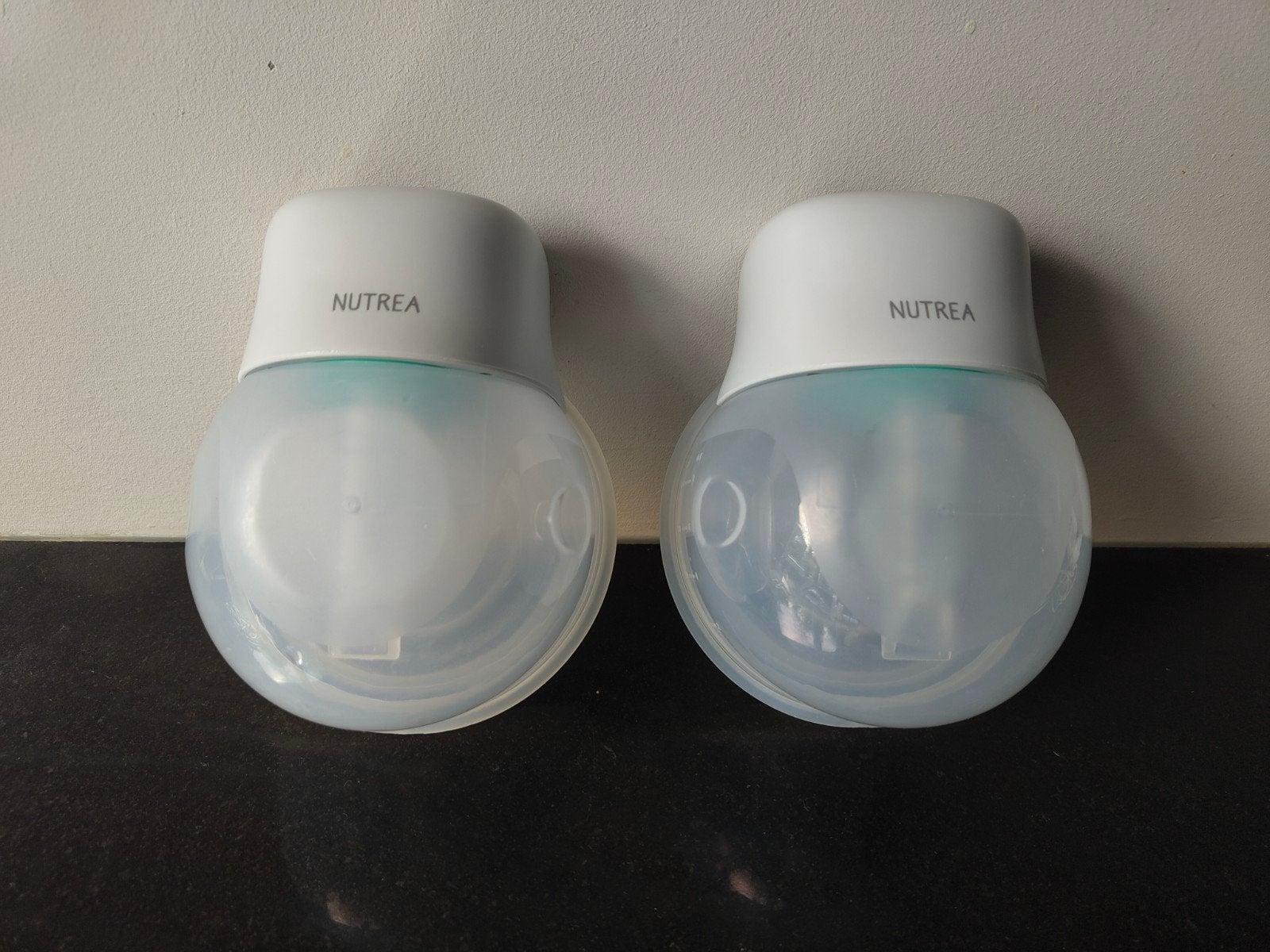 Nutrea dubbele handsfree borstkolf, Ophalen of Verzenden, Borstkolf