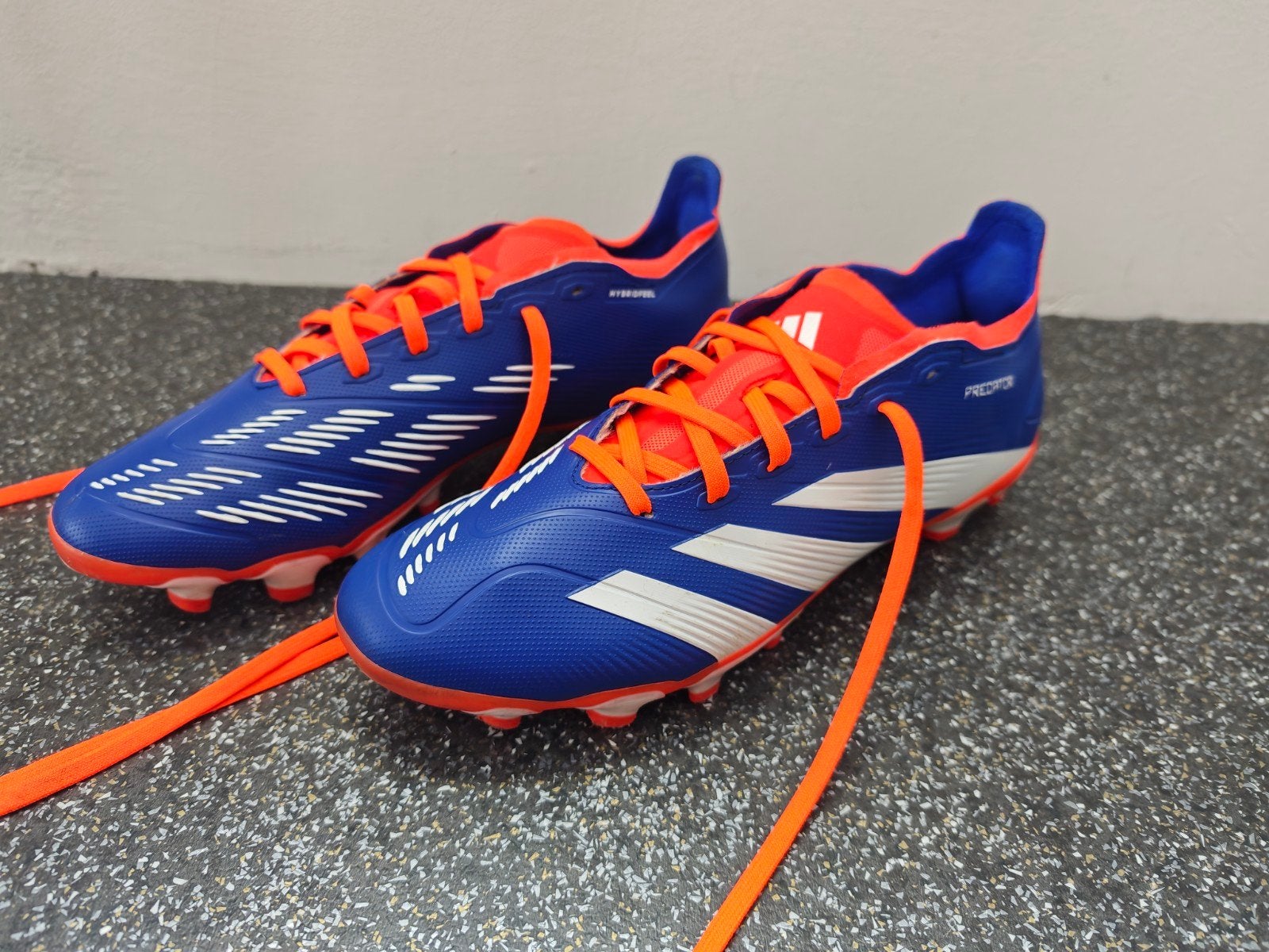 Nette Adidas Predator League Firm Ground voetbalschoenen, Maat XS of kleiner, Ophalen of Verzenden, Zo goed als nieuw, Schoenen