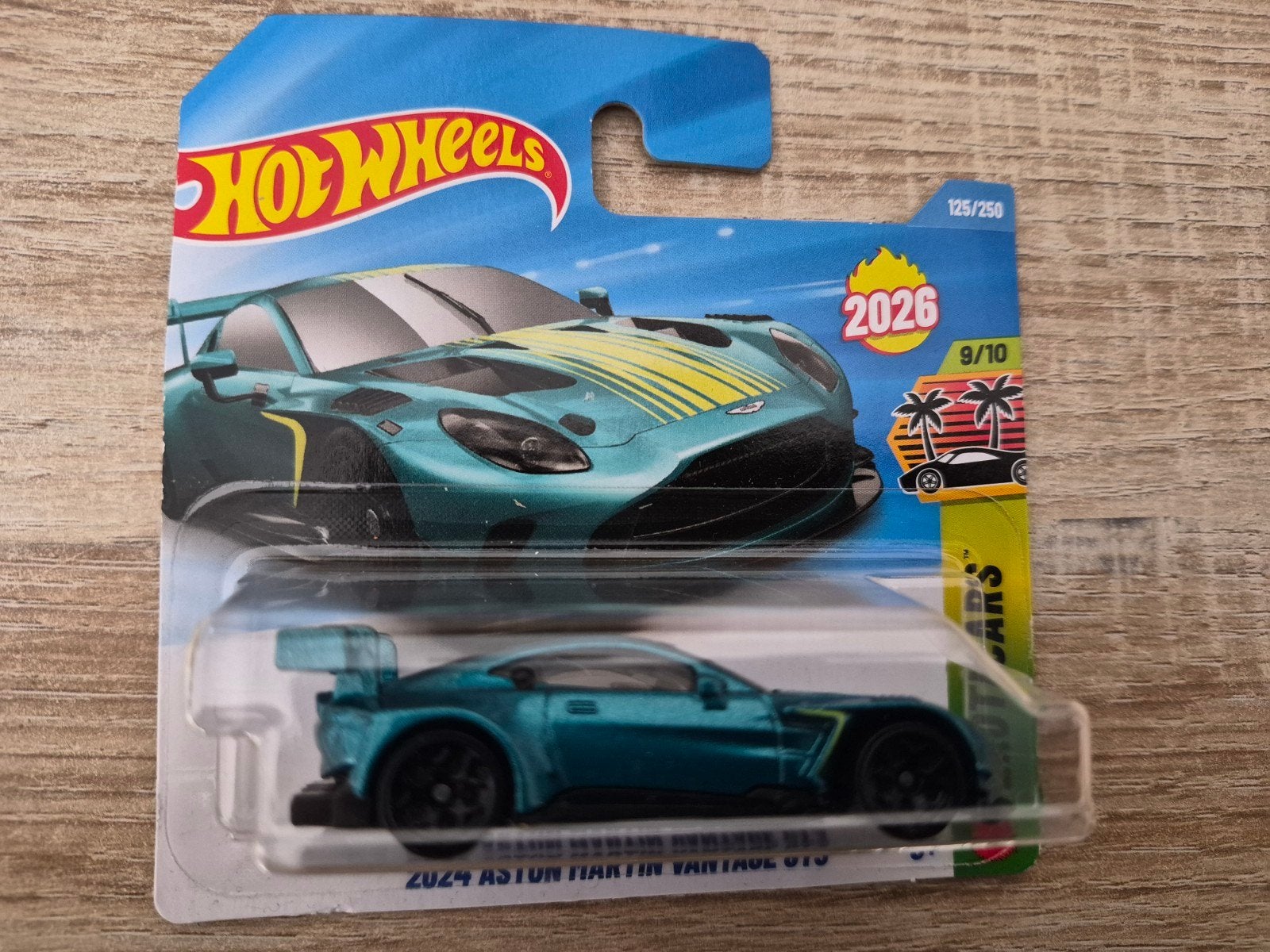 2024 Aston Martin Vintage GT3 1:64 (Hotwheels), Ophalen of Verzenden, Nieuw, Auto