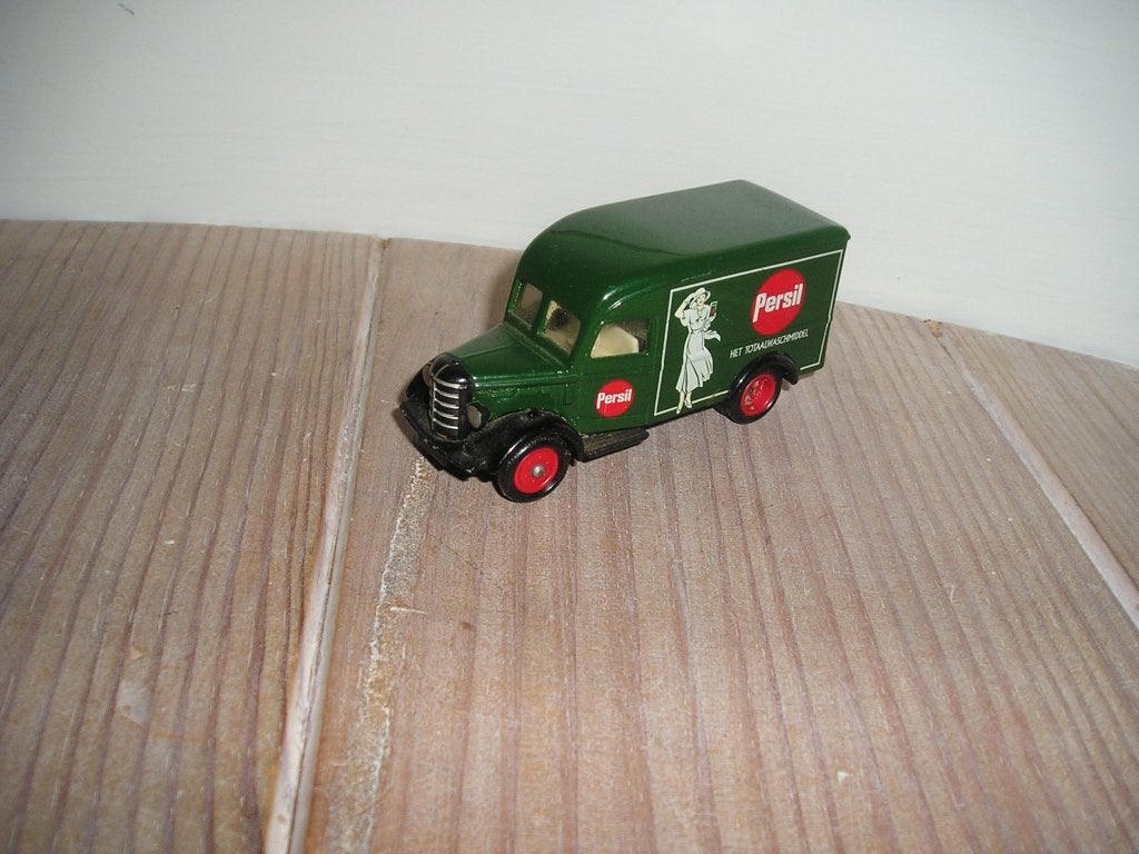 Lledo Promotional Models Delivery Van Persil, Ophalen of Verzenden, Zo goed als nieuw, Bus of Vrachtwagen, Overige merken