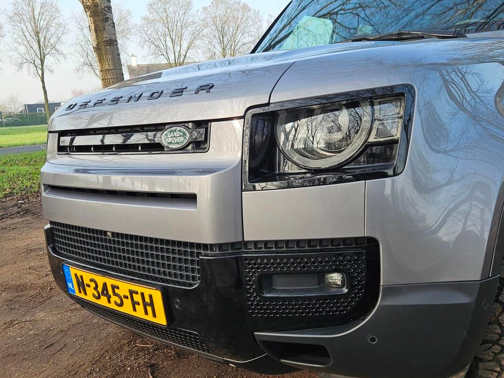Land Rover Defender 110 110 2.0 P400e, Auto's, Land Rover, Automaat, Gebruikt, 4 cilinders, 3000 kg