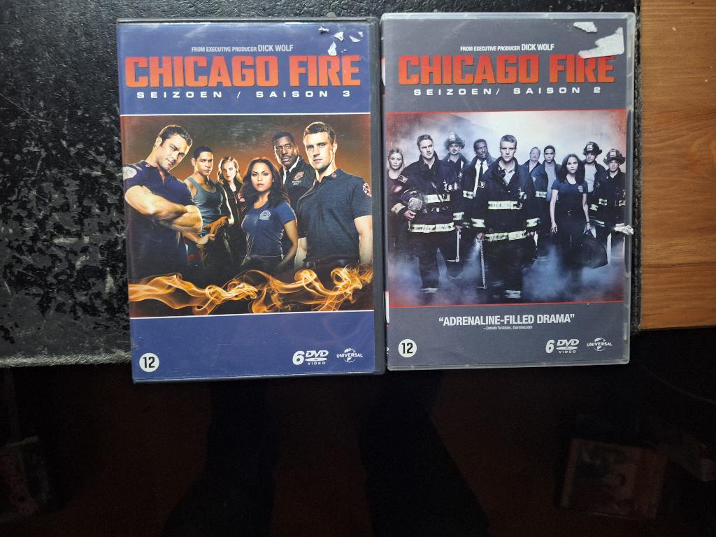 chicago fire  2  en3, Vanaf 9 jaar, Ophalen of Verzenden, Zo goed als nieuw, Actie en Avontuur