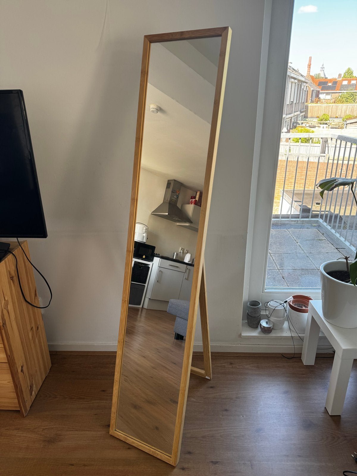 IKEA VÄRSNÄS spiegel met houten frame, Ophalen, Minder dan 50 cm, 200 cm of meer, Zo goed als nieuw