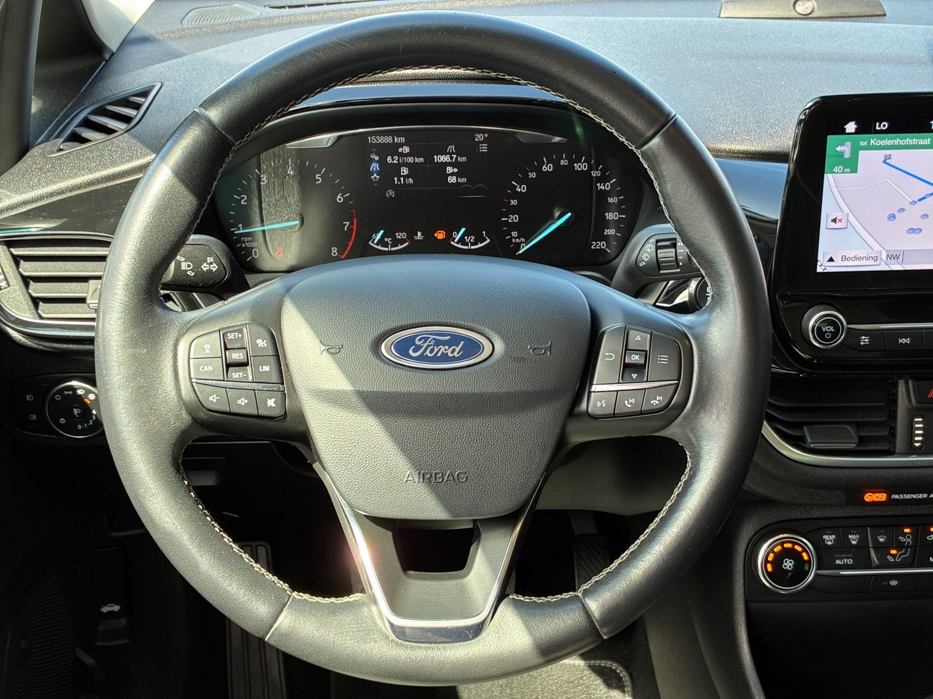 Ford Fiesta 1.0 EcoBoost Titanium|1e Eigenaar|Camera|Navigat, Voorwielaandrijving, 1063 kg, Euro 6, 580 kg