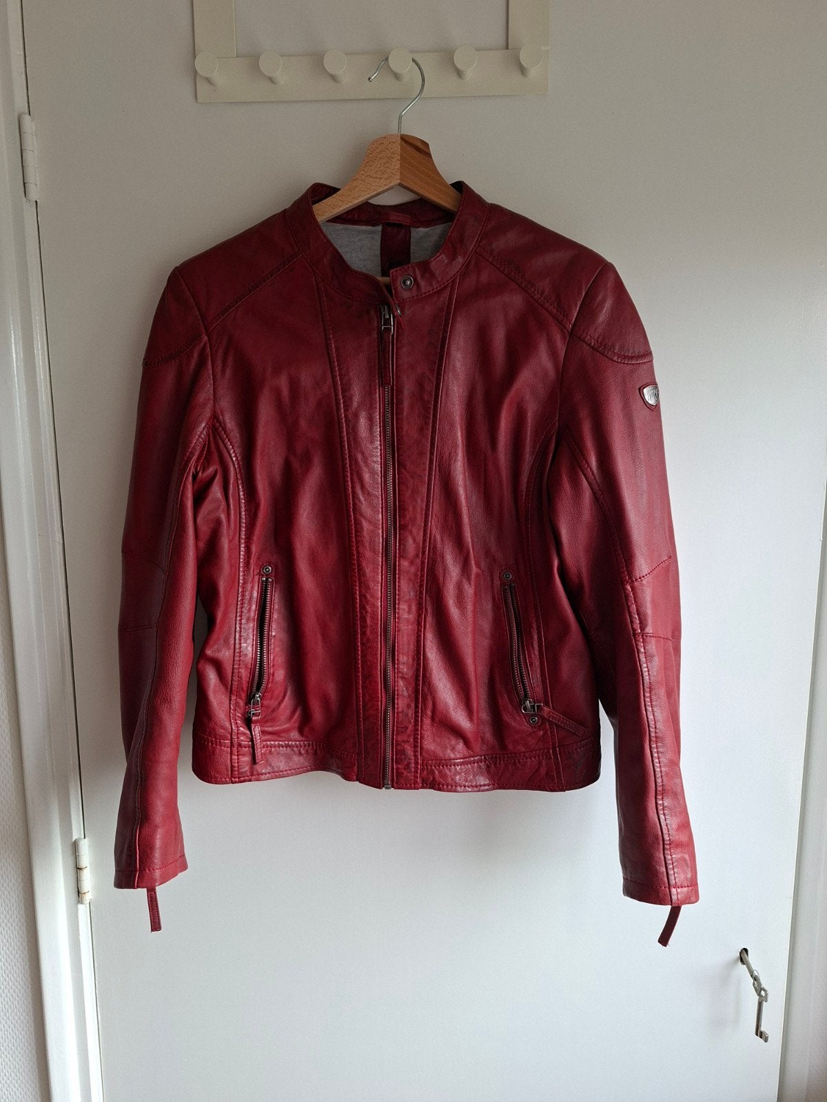 leren jack, Ophalen of Verzenden, Zo goed als nieuw, Maat 42/44 (L), Rood