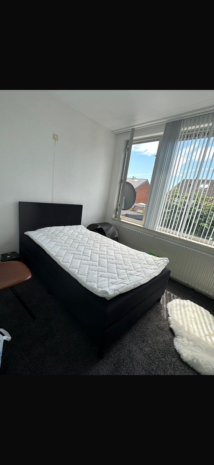 Bed 140x200, Ophalen, Zo goed als nieuw, Tweepersoons, 140 cm