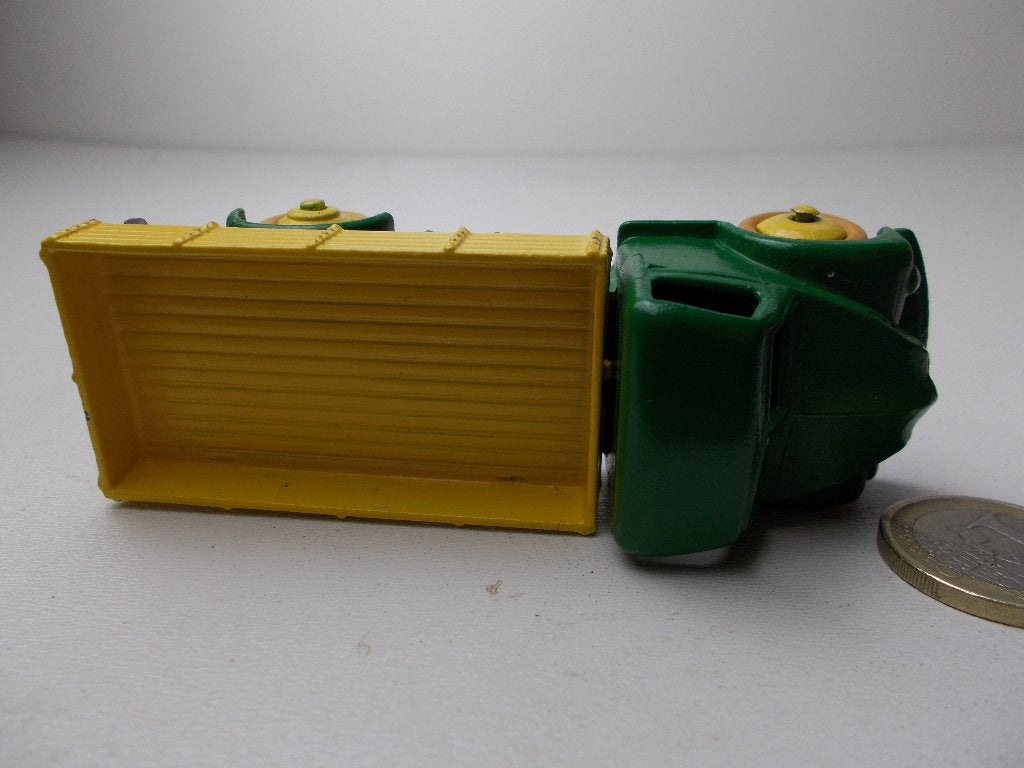1951 Dinky Toys 30N DODGE FARM PRODUCE WAGON (Gerestaureerd), Hobby en Vrije tijd, Modelauto's | 1:43, Ophalen of Verzenden, Gebruikt