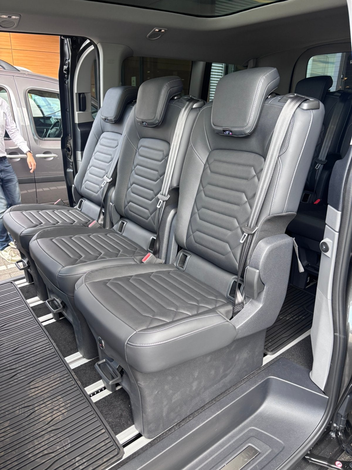 Stoelenset Ford Tourneo Custom titanium X 2026, Auto-onderdelen, Ophalen, Nieuw, Ford