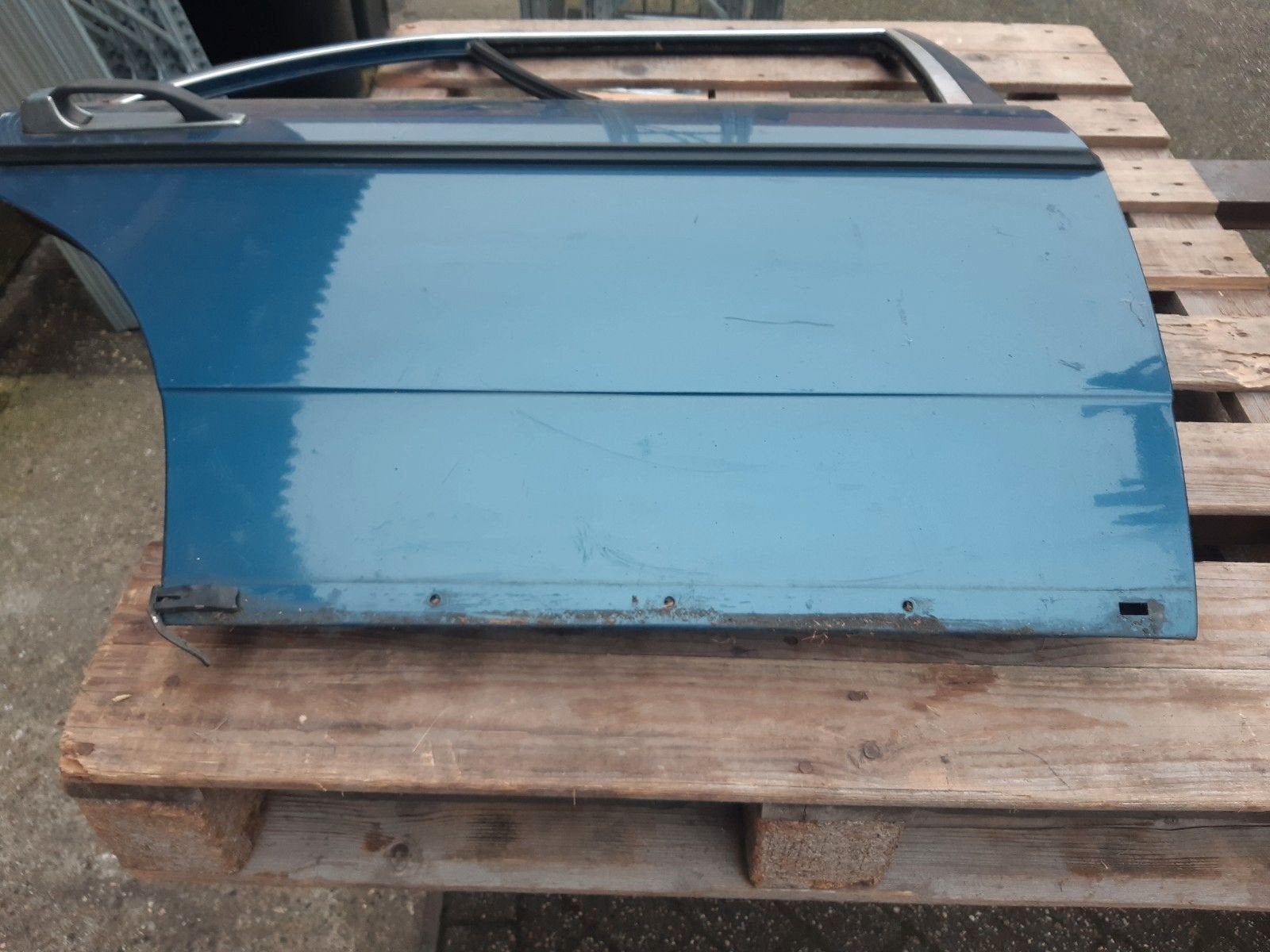 Mercedes benz deur w123 type rechts achter oldtimer 1984, Auto-onderdelen, Ophalen, Gebruikt, Mercedes-Benz