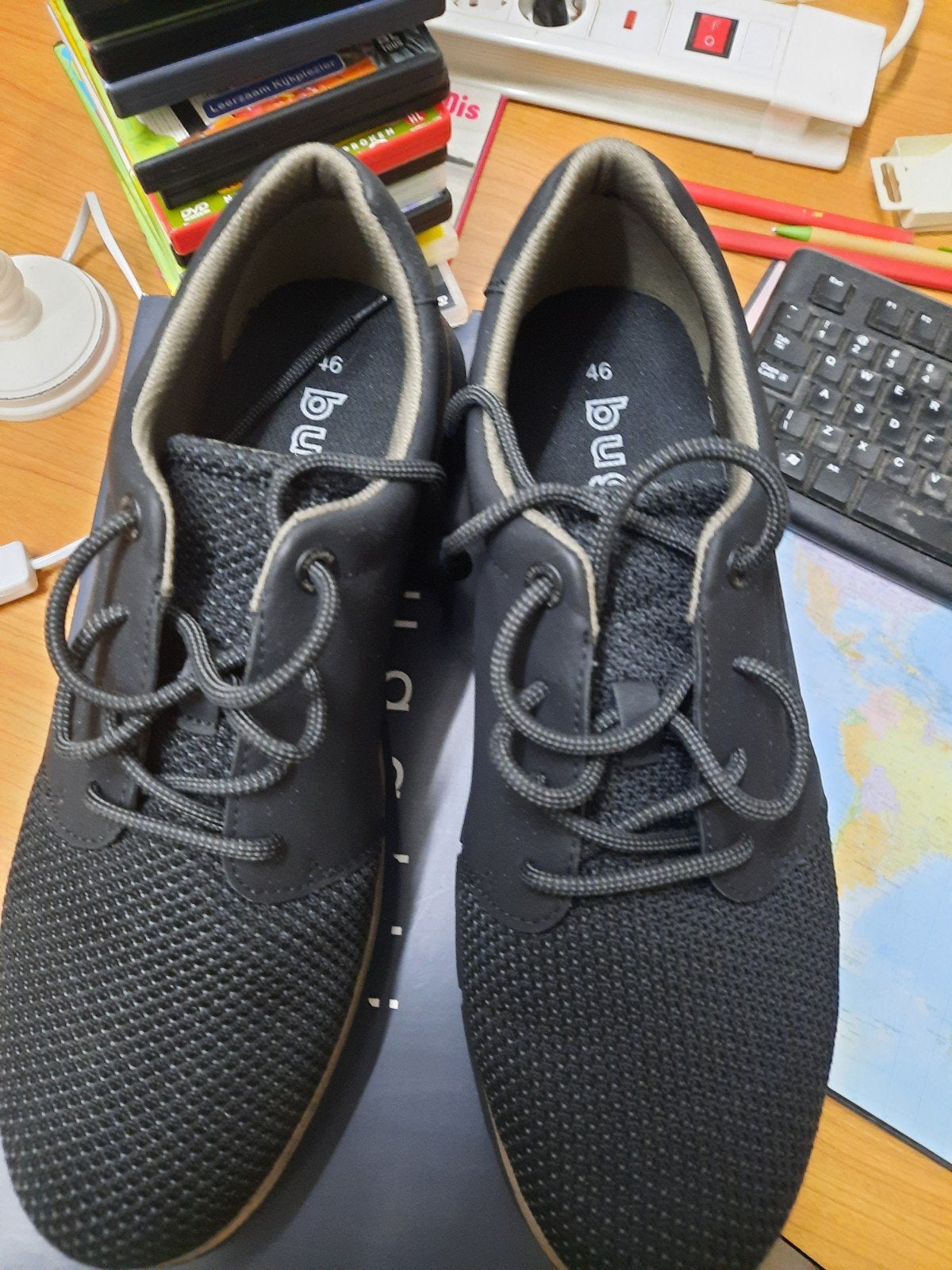 Mooie Bugatti schoenen maat 46, Bugatti GmbH, Postfach 250, 32584 Löhne, Duitsland, Zwart, Ophalen of Verzenden, Zo goed als nieuw