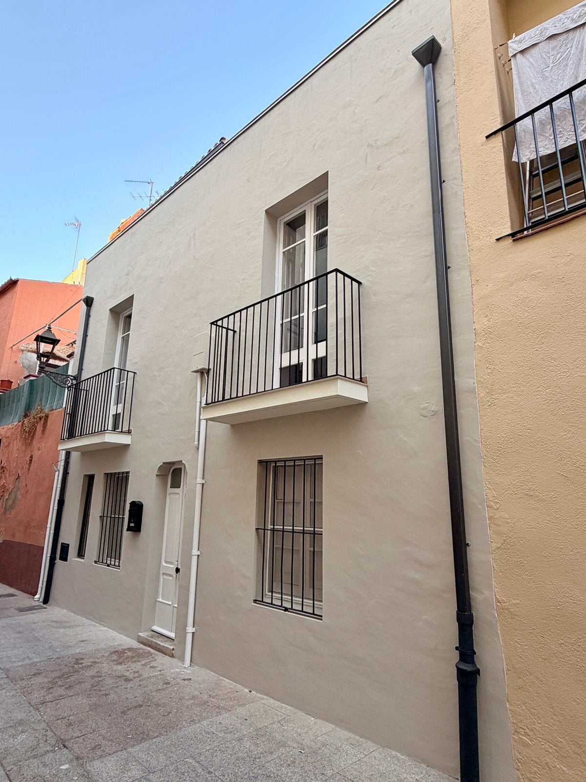 Te koop uniek gerenoveerd herenhuis in Cambrils, Dorp, Afwasmachine, Overige typen, Costa Dorada