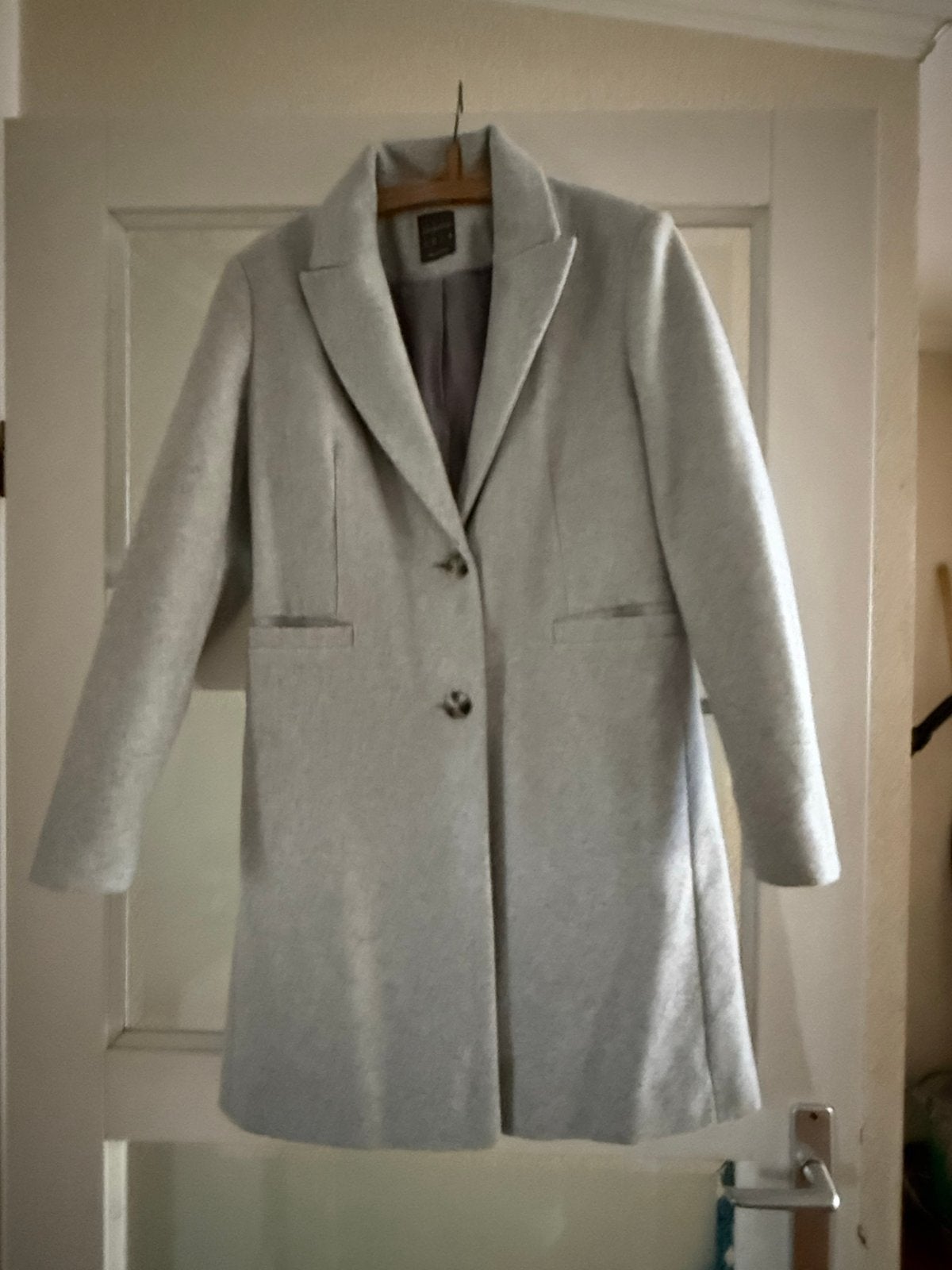 Primark grijze jas maat 34 (XS), Kleding | Dames, Ophalen of Verzenden, Zo goed als nieuw, Maat 34 (XS) of kleiner, Grijs
