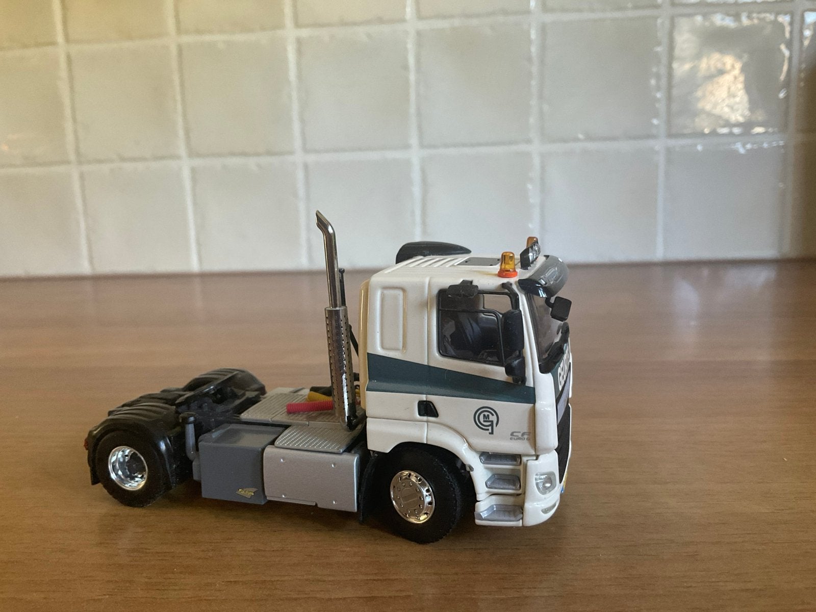 Daf  cf. trekker.   GEURTS, Ophalen of Verzenden, Zo goed als nieuw, Bus of Vrachtwagen, Wsi
