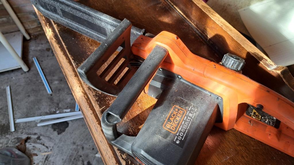 Black en dekker kettingzaag, Ophalen, Gebruikt, Kettingzaag, Black&Decker