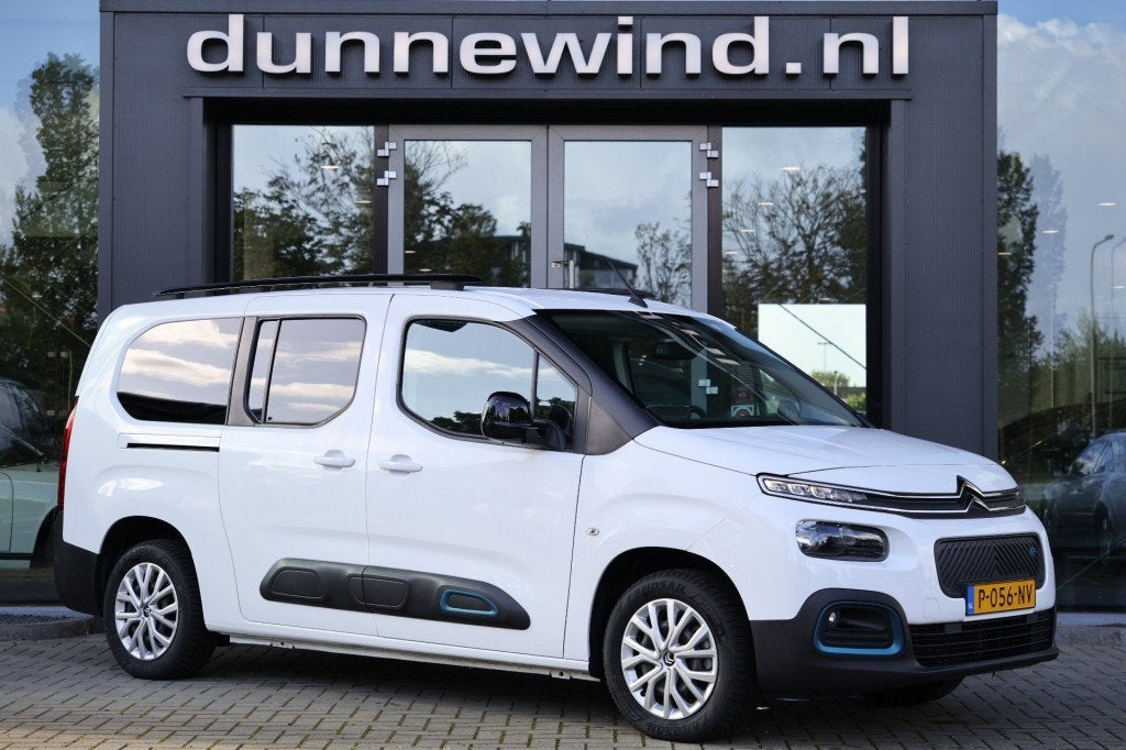 Citroen E-BERLINGO XL Feel 50 kWh *LED*CLIMA*NL-Auto*€1650, 136 pk, Gebruikt, Met garantie (alle), Wit