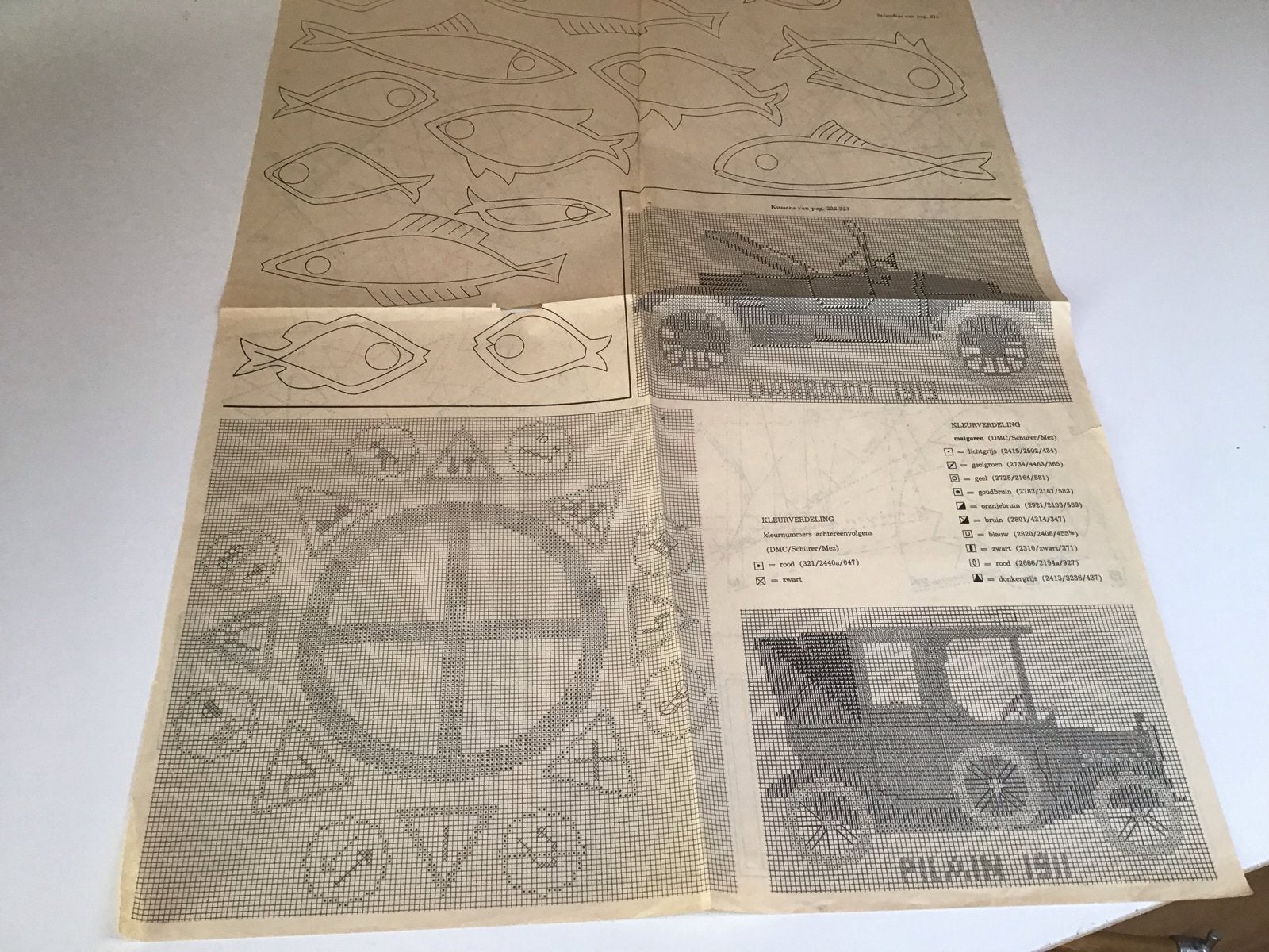 Vintage borduurpatronen: auto's, vissen en verkeersborden, Ophalen of Verzenden, Gebruikt, Voertuigen