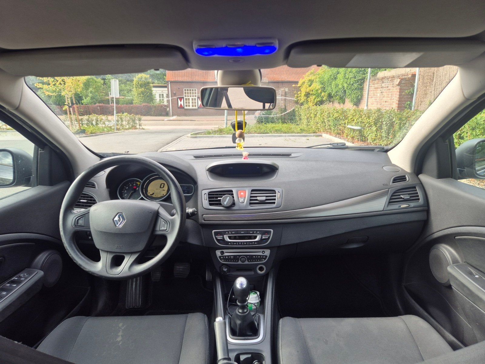 Renault Mégane 1.6 16V 81KW HB 2009 Zwart, Auto's, Renault, 4 cilinders, Zwart, Handgeschakeld, Particulier