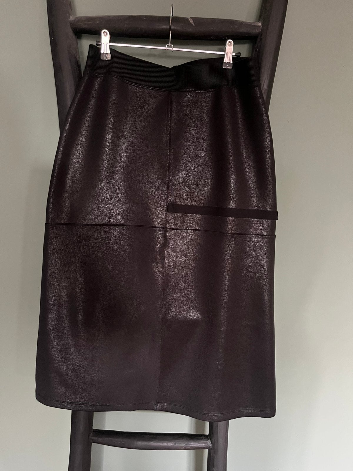 Juffrouw Jansen Amsterdam zwarte leather look rok XXL rokken, Verzenden, Zwart, Maat 46/48 (XL) of groter, Zo goed als nieuw