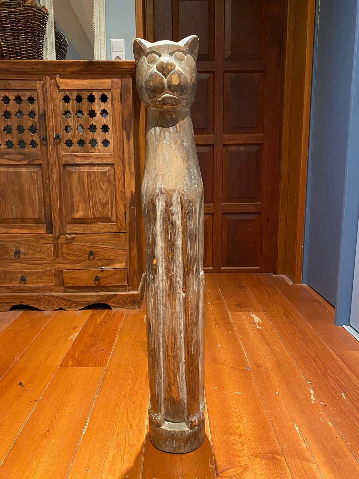 Groot kattenstandbeeld uit Indonesië - 95 cm hoog, Antiek en Kunst, Kunst | Beelden en Houtsnijwerken, Ophalen, 50 - 100 cm, Beeld