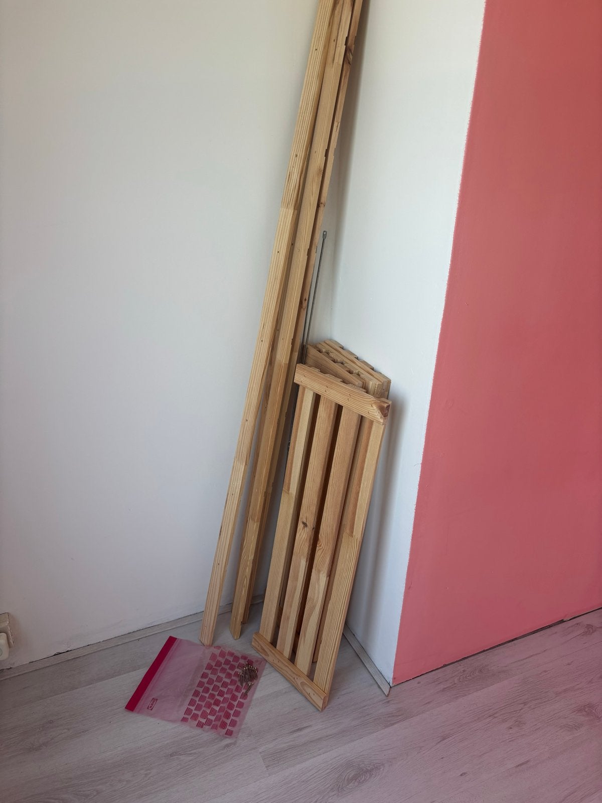 Houten stellingkast, Ophalen, Gebruikt, Minder dan 25 mm, Grenen