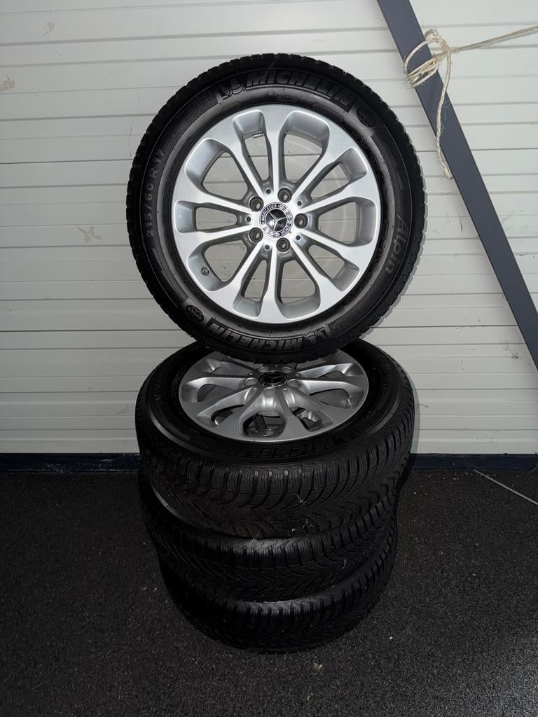 Mercedes-Benz 17 inch winterbanden met velgen, Ophalen, Banden en Velgen, 17 inch, Winterbanden