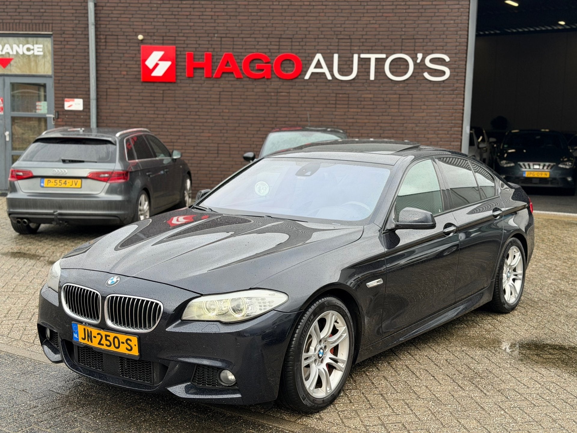BMW 5-serie 535d High Executive M-SPORT/Bi-XENON/LEDER/HUD/S, Auto's, BMW, Automaat, Achterwielaandrijving, Gebruikt, Zwart