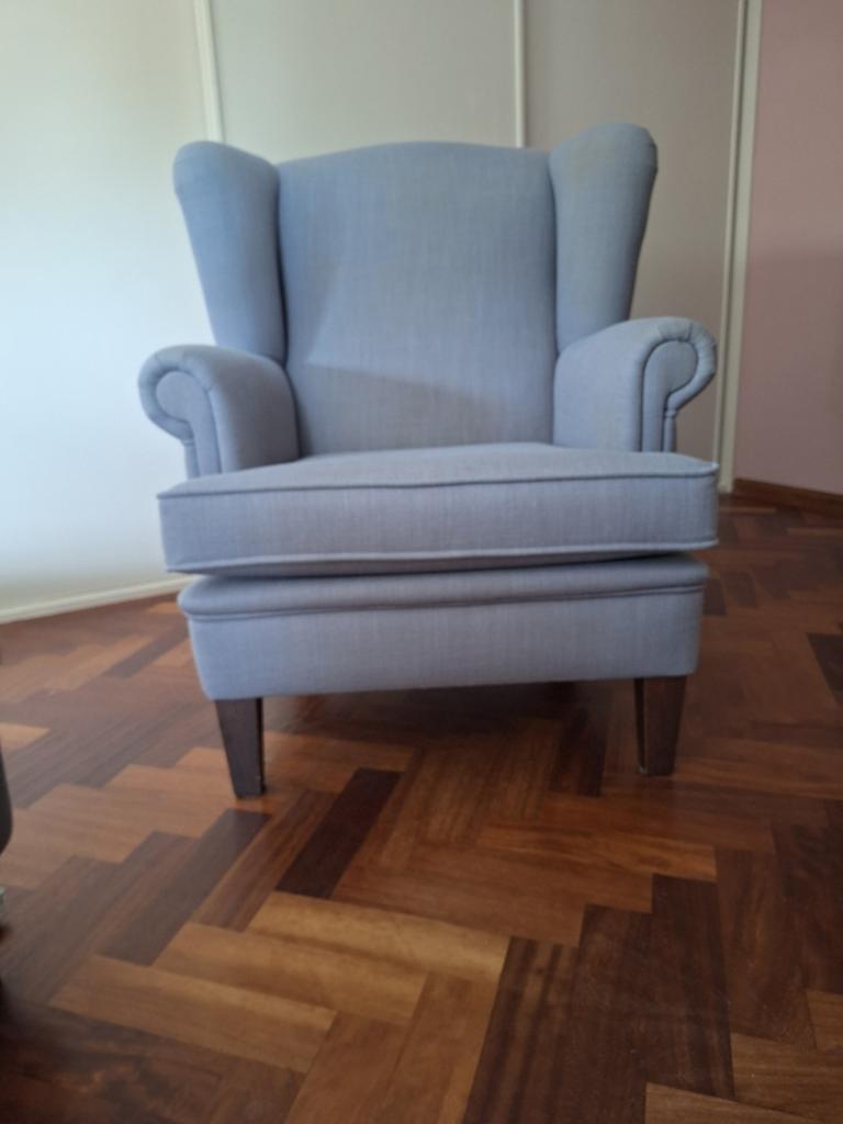 Grijze klassieke, landelijke Fauteuil, Huis en Inrichting, Fauteuils, Ophalen, Zo goed als nieuw, Stof, 50 tot 75 cm