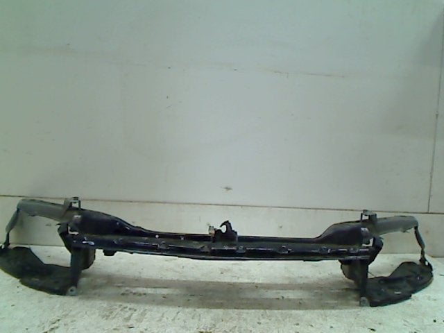 Bumperbalk Voor Volvo V50 (MW) (2010-01/2012-12), Auto-onderdelen, Gebruikt, Siegburger Straße 229, Köln 50679, , Duitsland, Info@volvocars.com