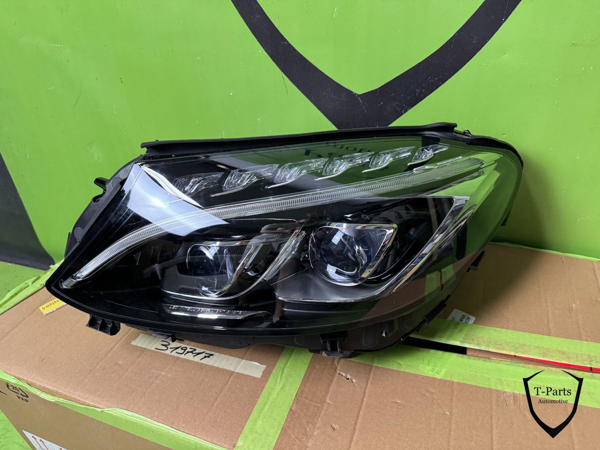 links koplamp MERCEDES C-KLASSE W205 VOLLEDIGE LED ILS A2059, Gebruikt, Mercedes-Benz AG, Mercedes-Benz, Ophalen of Verzenden