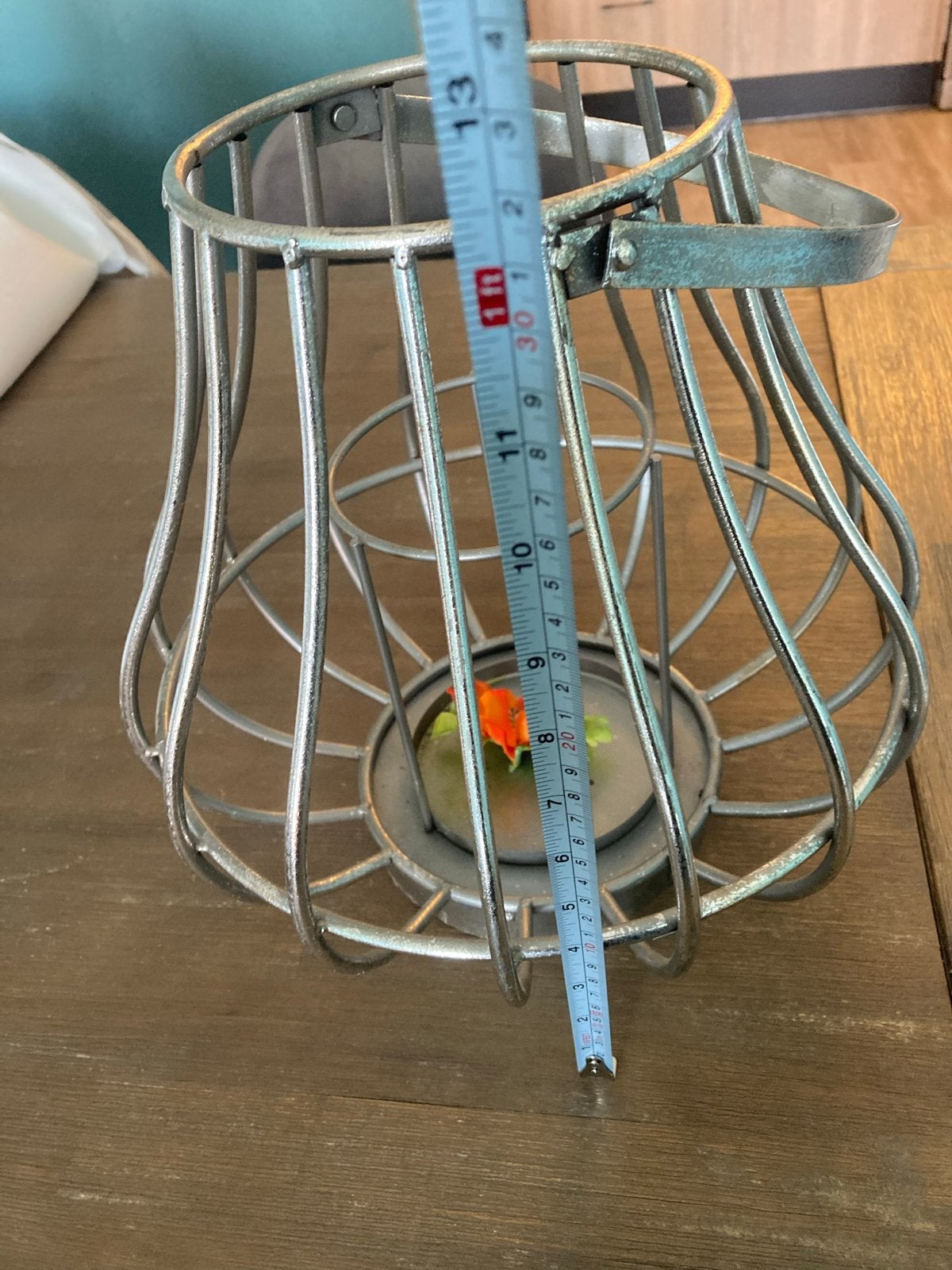 Metalen windlicht/lantaarn, zilverkleurig, 20 cm hoog, Windlicht, Gebruikt, Overige merken, Ophalen of Verzenden