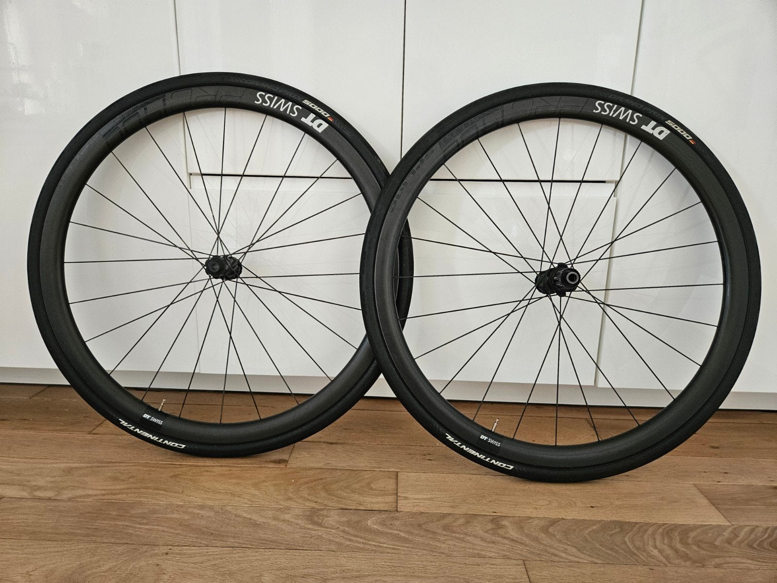 DT swiss PRC 1400 Spline wielset. Carbon. Disc., Fietsen en Brommers, Fietsonderdelen, Wiel, DT Swiss, Ophalen of Verzenden, Zo goed als nieuw