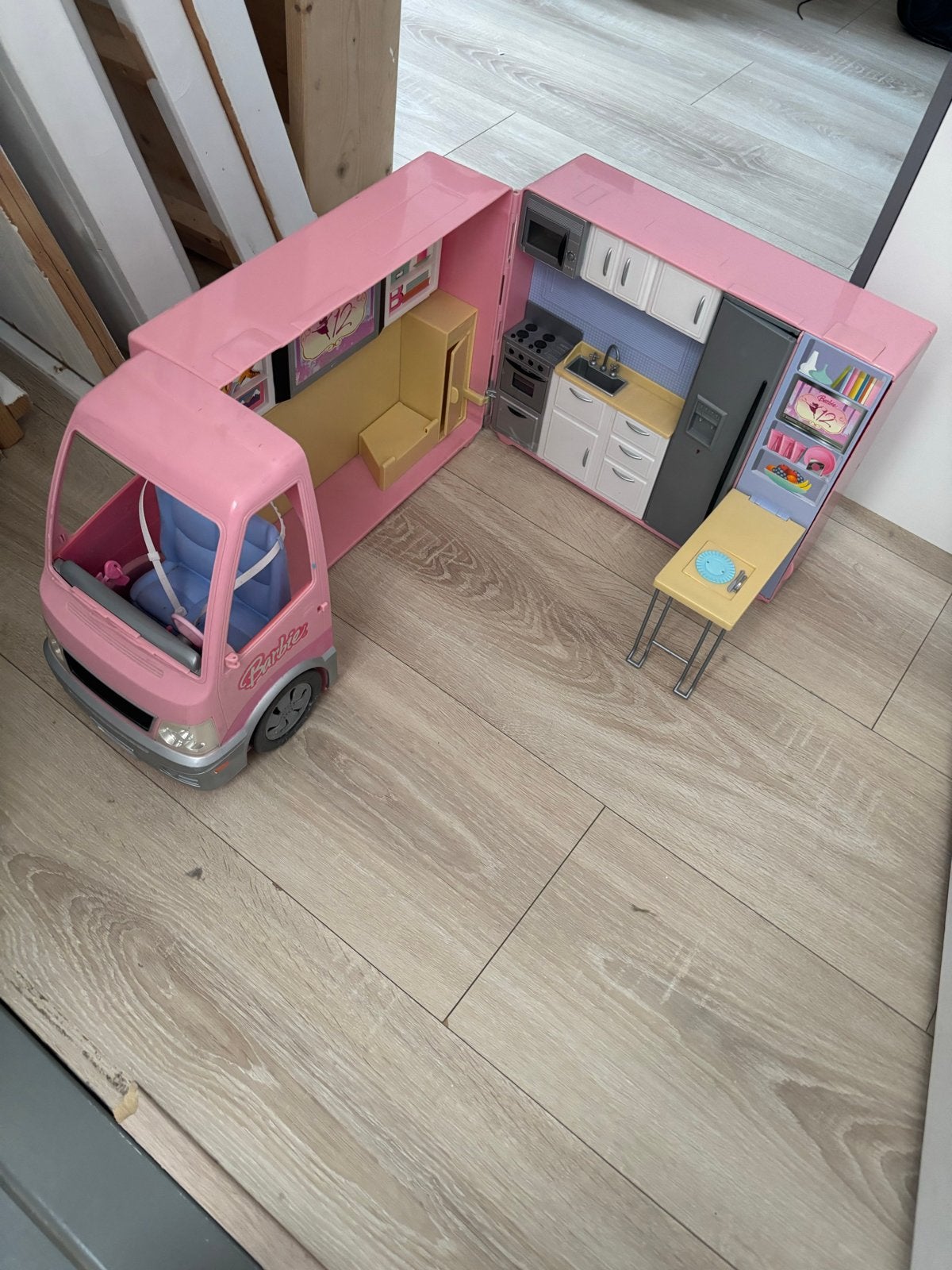 Roze Barbie Camper / Barbie Droomcamper, Ophalen, Gebruikt