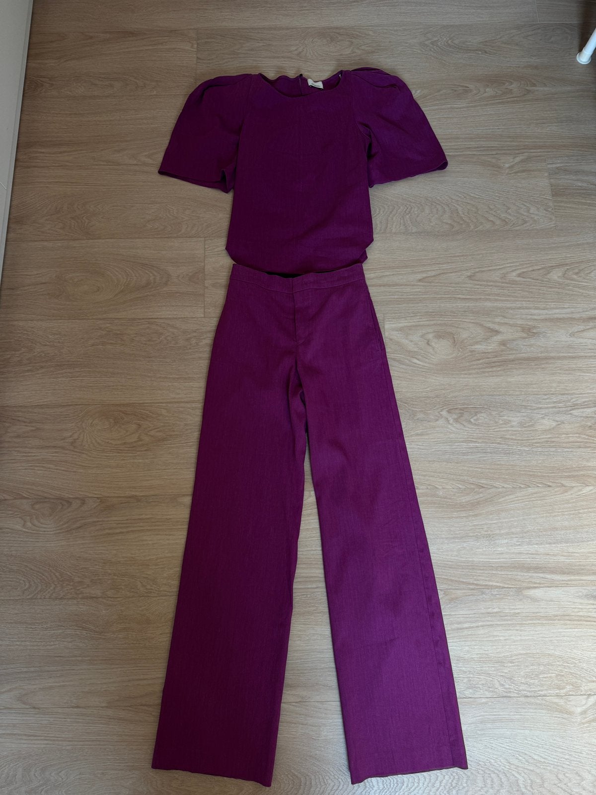 Isabel Marant Fergyo top & Scarly broek set maat 34, Ophalen, Zo goed als nieuw, Maat 36 (S), Paars