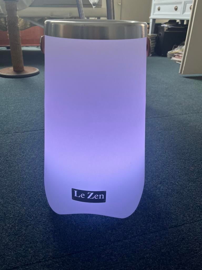Lezen wijnkoeler met speaker en led, Minder dan 50 watt, Nieuw, Ophalen of Verzenden, Led