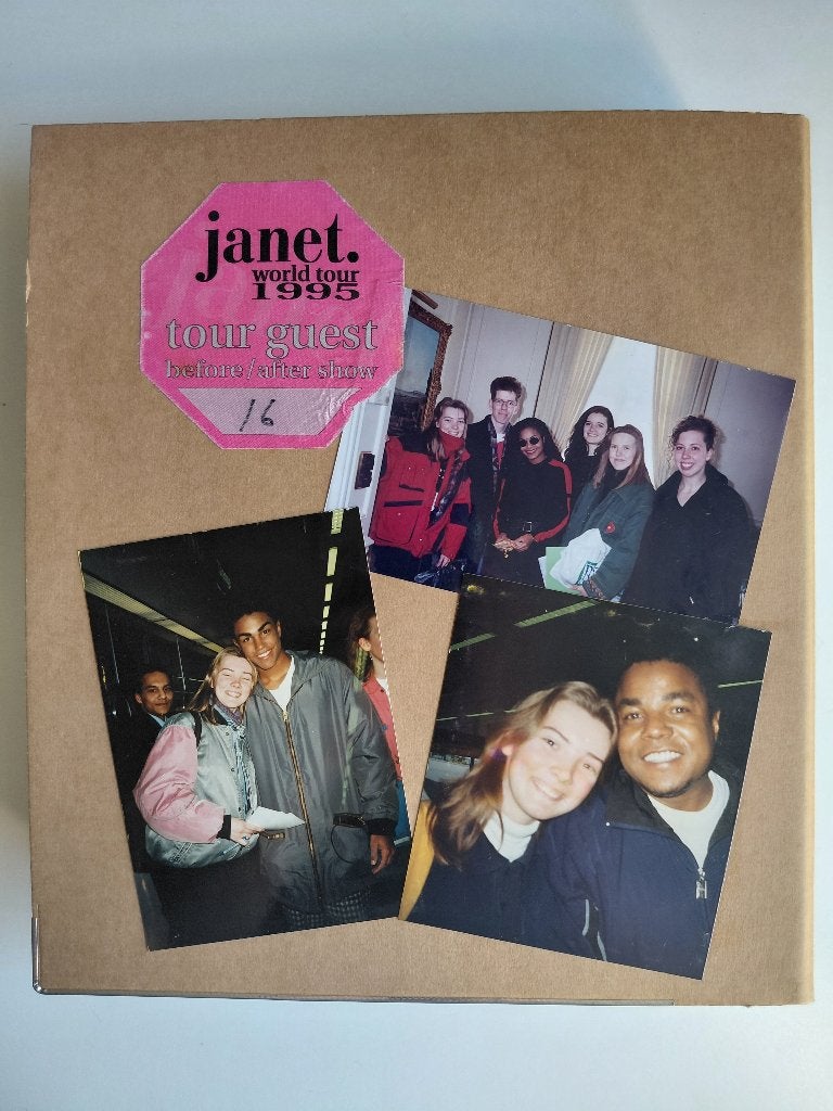 Michael Jackson Fan Club Collection, Ophalen of Verzenden, Zo goed als nieuw, Boek, Tijdschrift of Artikel, Gesigneerd