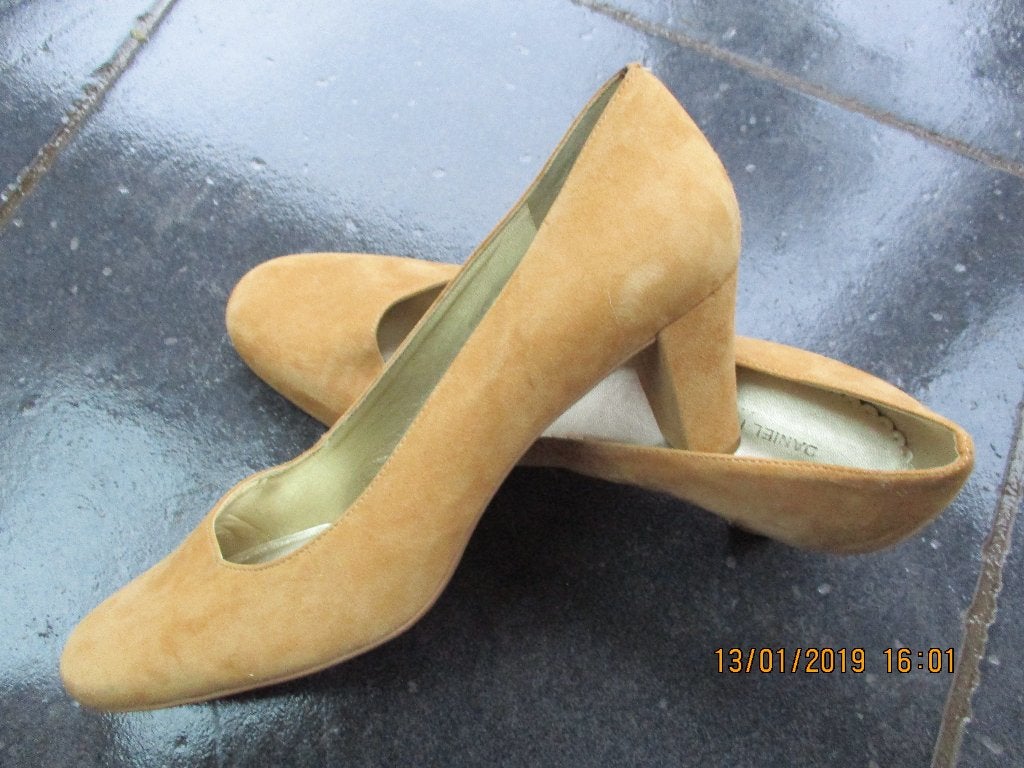 Daniel Hechter pumps maat 41 NIEUW!, Pumps, Overige kleuren, Verzenden, Nieuw