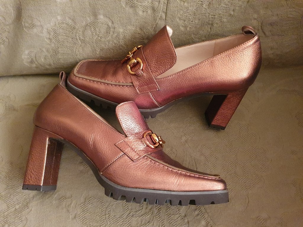 Lodi loafer pumps maat 40 goud hakken metallic Nieuw, Kleding | Dames, Pumps, Overige kleuren, LODI, Nieuw