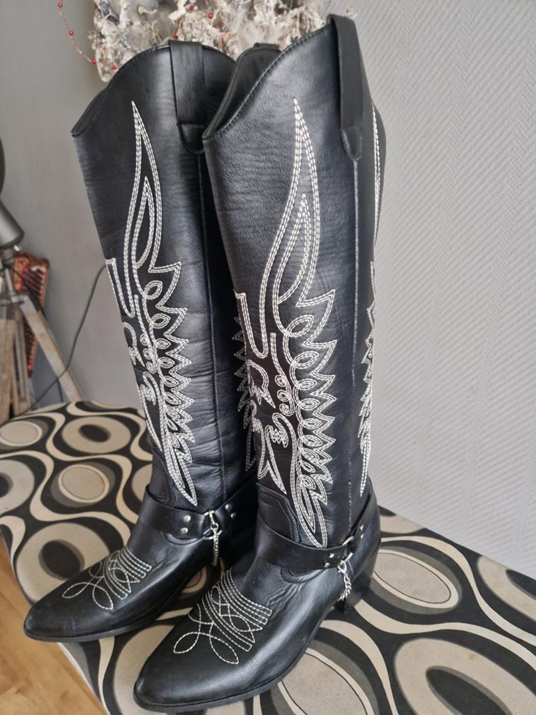 Originele Line Dance Laarzen  kleur Zwart Maat 40, Ophalen of Verzenden, Gedragen, Zwart, Hoge laarzen