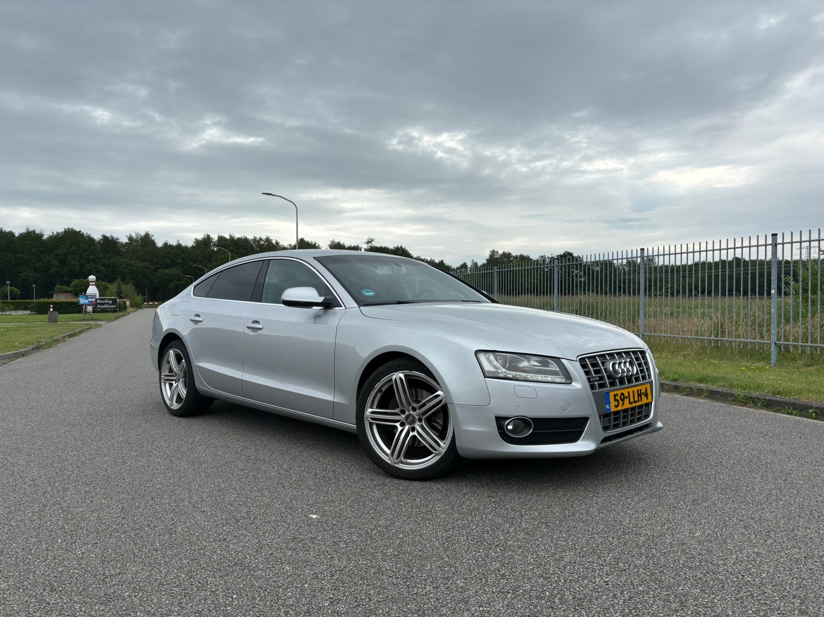 Audi A5 2.0 Tfsi Sportback Quattro Pro-Line 2010, Auto's, Audi, Zwart, 4 cilinders, 1984 cc, 4 stoelen