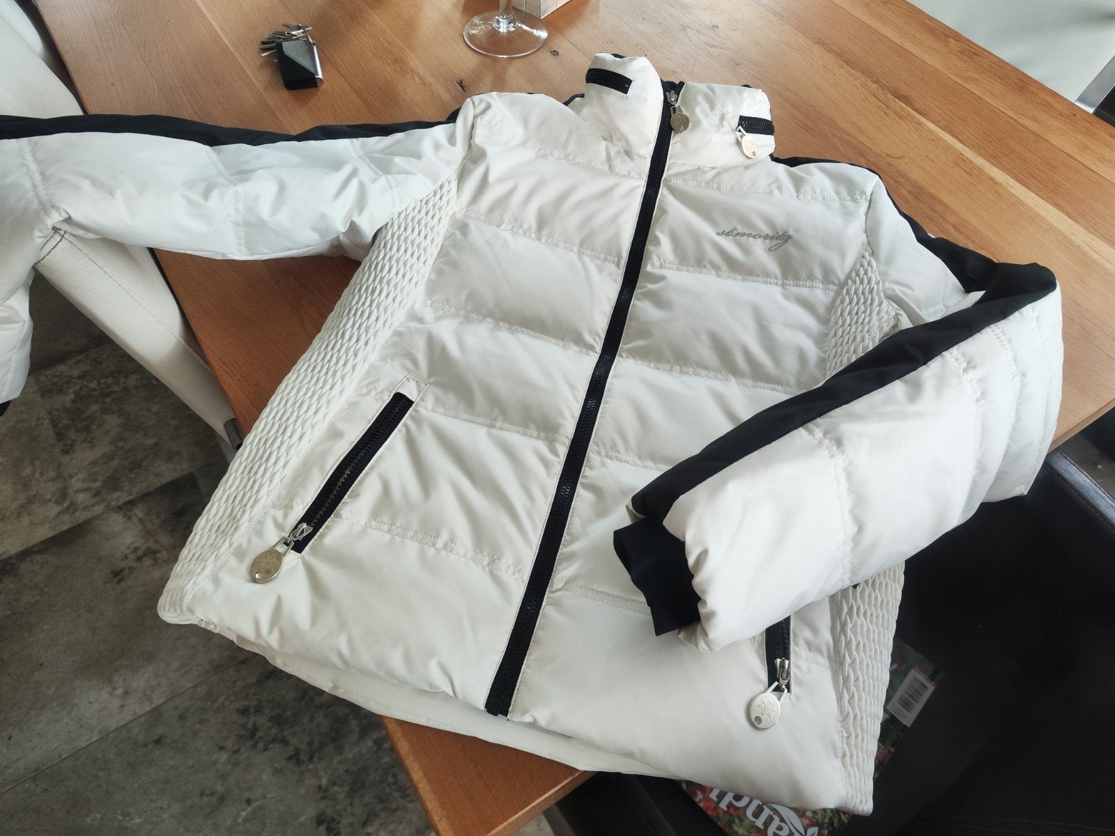 Nieuw ski-jack maat 42 - Nooit gedragen!, Kleding | Dames, Wintersportkleding, Maat 42/44 (L), Nieuw, Ophalen of Verzenden, Jack