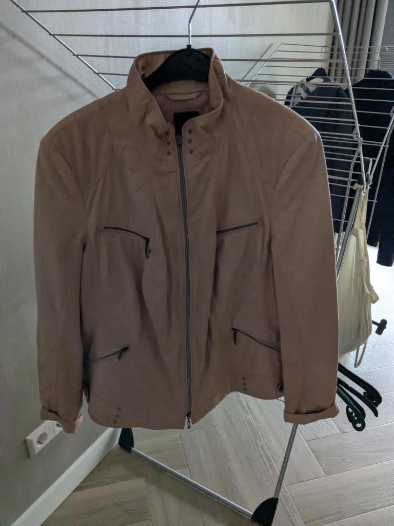 Te koop zalm roze leer jasje maat 46 bonita, Kleding | Dames, Jasjes, Kostuums en Pakken, Maat 46/48 (XL) of groter, Bonita, Ophalen of Verzenden