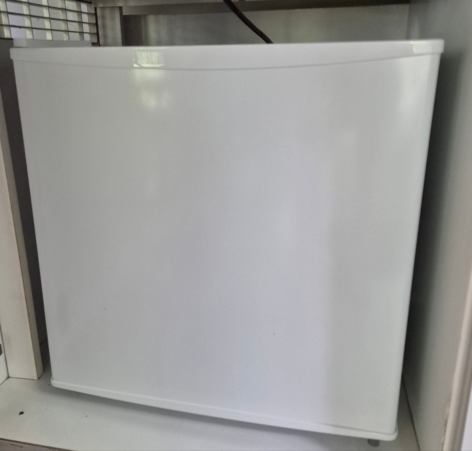 Ikea Tillreda kleine koelkast, Minder dan 85 cm, Ophalen of Verzenden, Met vriesvak, Minder dan 75 liter