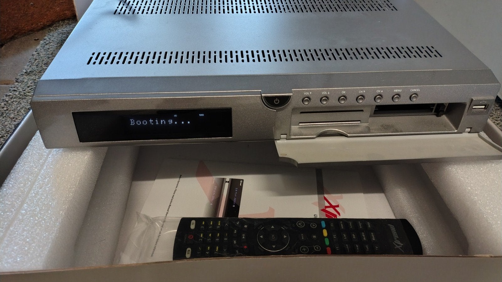 Xtrend ET8000 PVR Satellietontvanger met afstandsbedieni, Ophalen of Verzenden, Gebruikt, Harddiskrecorder