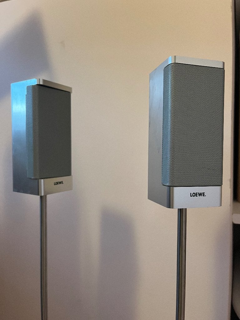 Loewe speaker 2 stuks, Gebruikt, Overige typen, Minder dan 60 watt, Ophalen
