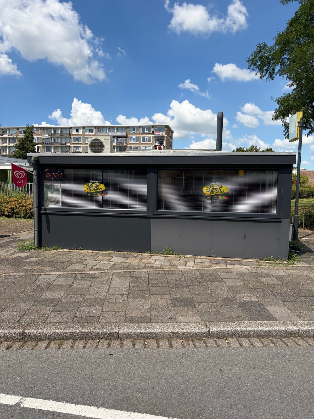 Goedlopende Patatzaak/Kiosk inclusief Pand in Dordrecht, Zakelijke goederen, Exploitaties en Overnames
